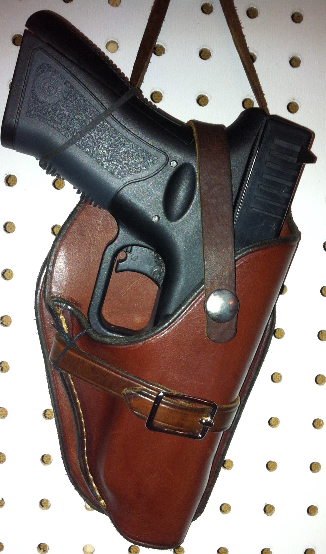 CA04 WILD BUNCH HOLSTER - Leatherworkscanada Leatherworkscanada