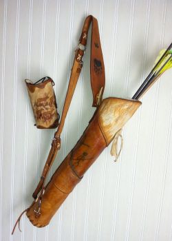 BQ-02 Quiver with prehistoric motif